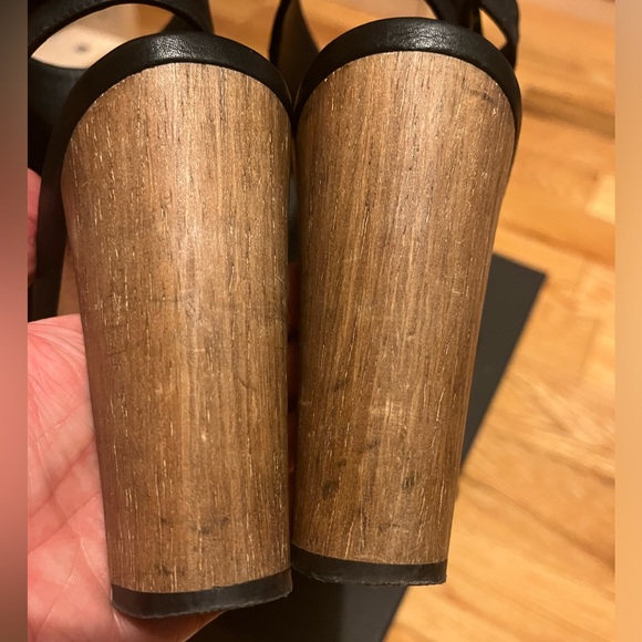 VINCE Addie booties - Picture 6 of 10